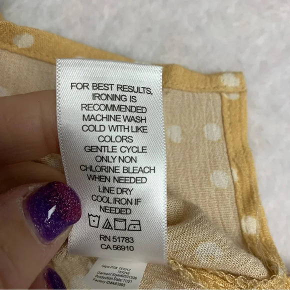 Maurice’s yellow/white dotted bell sleeve top size XS NWT - Picture 6 of 9